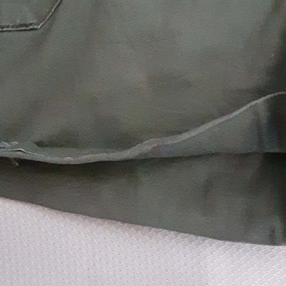 Mossimo Supply Co Shorts Mid Rise Olive Green Khaki Distressed Summer SZ 12 - Picture 11 of 15